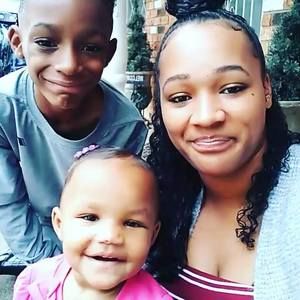 Meet your Posher, Violet